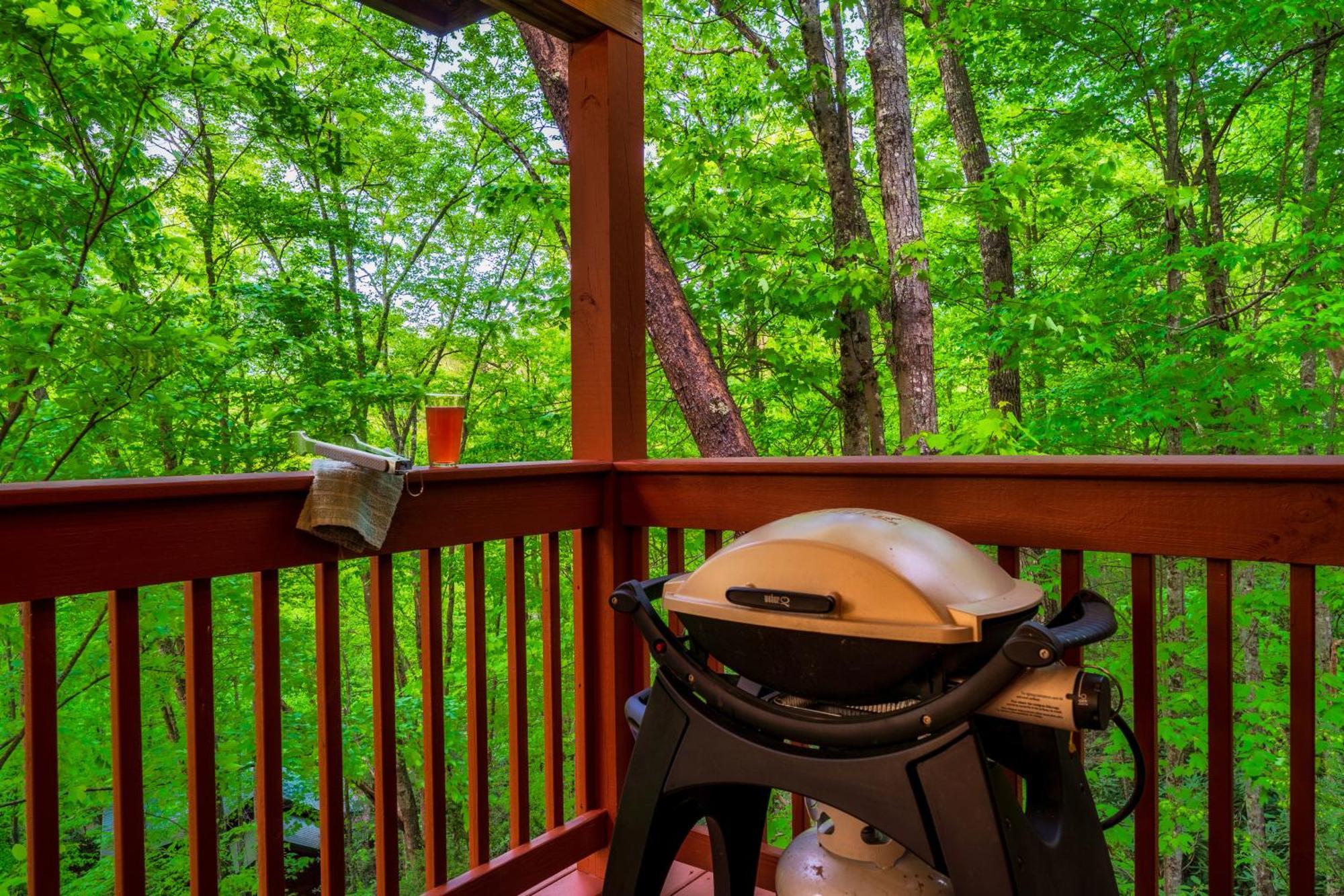 Cabin In A Gated Resort With Seasonal Resort Pool Pigeon Forge Ngoại thất bức ảnh
