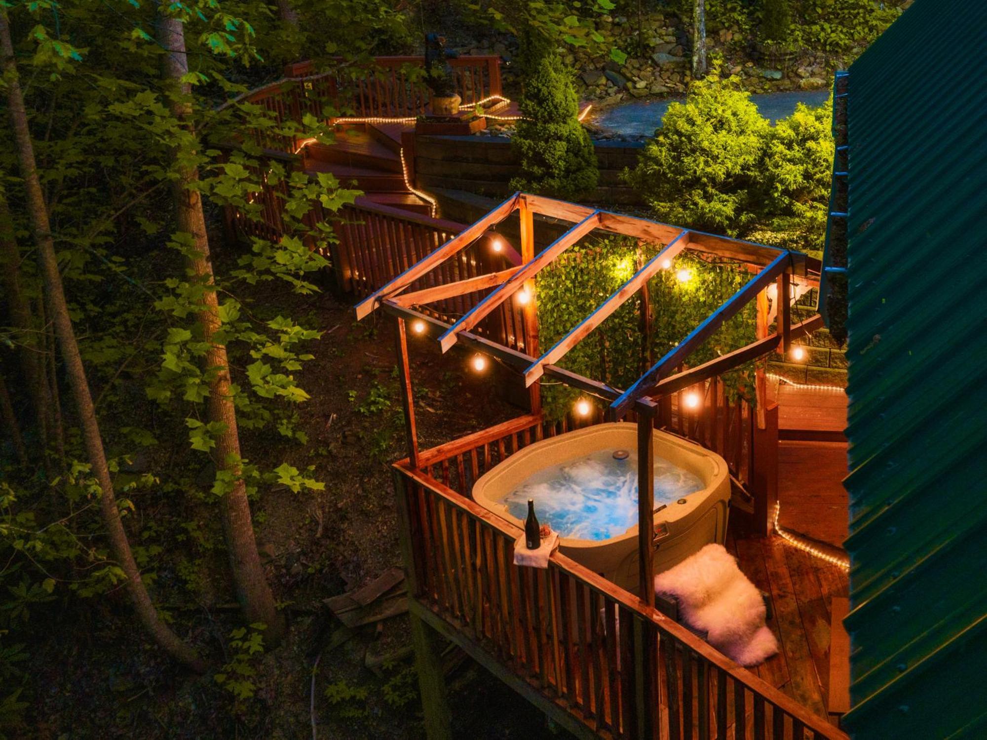Cabin In A Gated Resort With Seasonal Resort Pool Pigeon Forge Ngoại thất bức ảnh