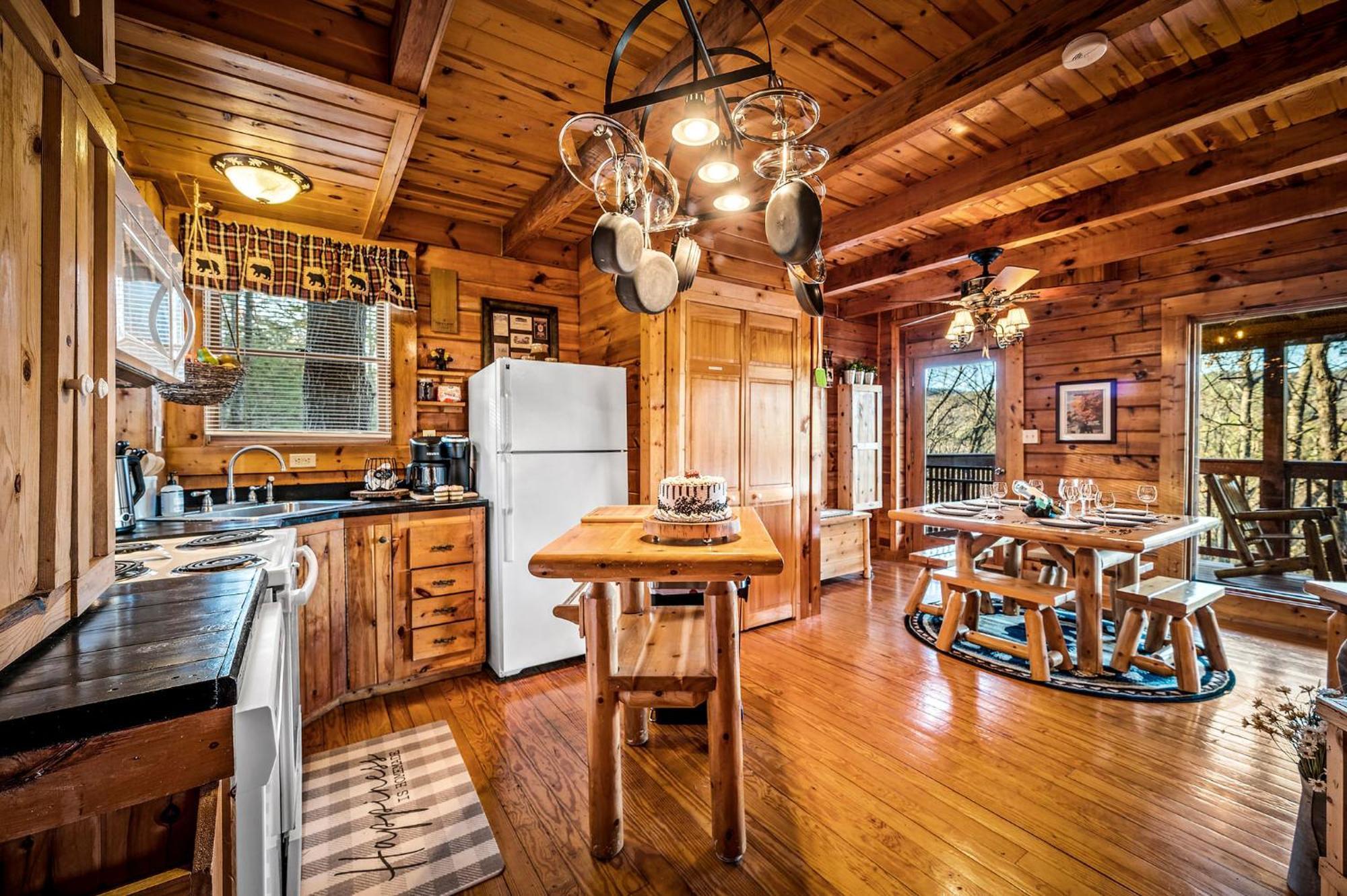 Cabin In A Gated Resort With Seasonal Resort Pool Pigeon Forge Ngoại thất bức ảnh